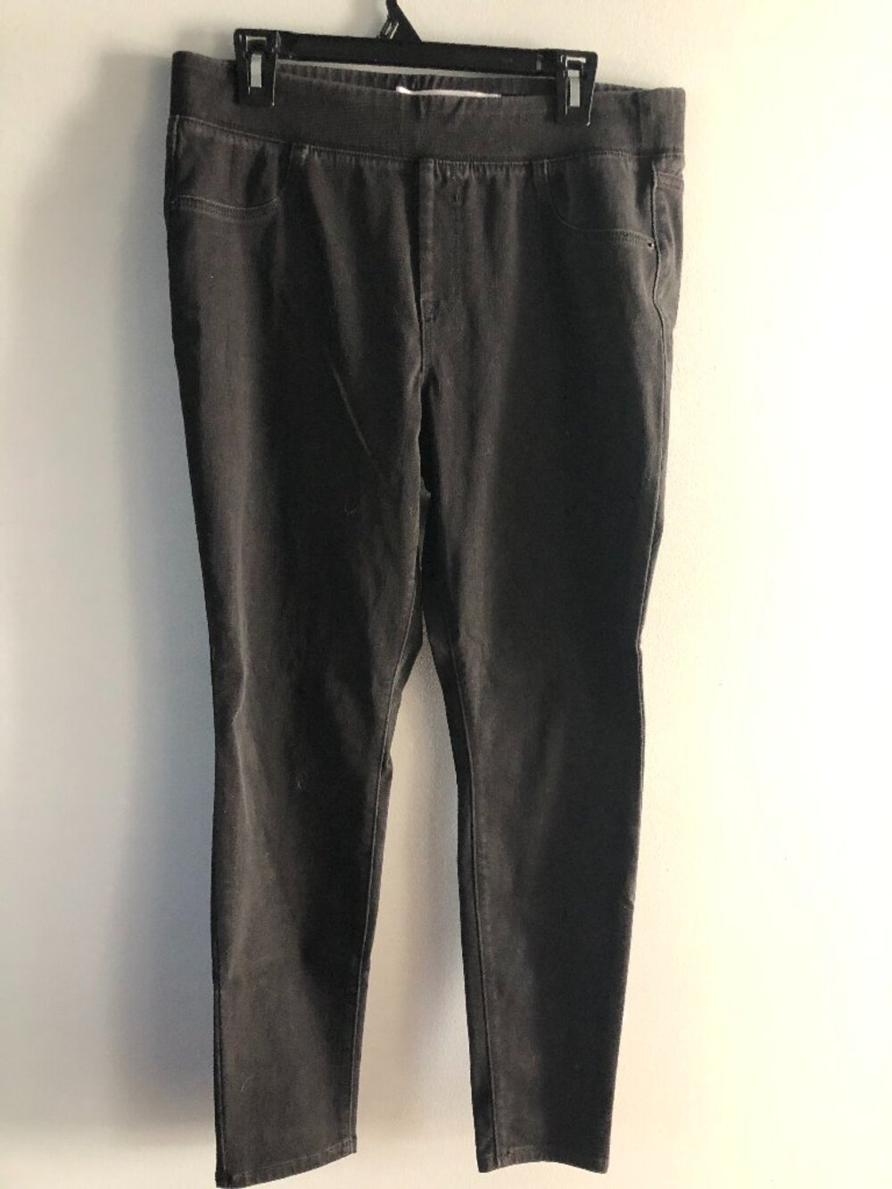 Old Navy Black Jeggings